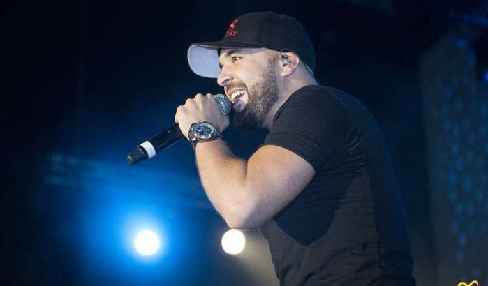 Ruim 150.000 fans op concert Douzi in Marokko (video)
