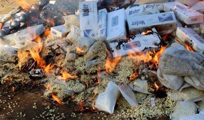 Tonnen drugs vernietigd in Tanger (video)