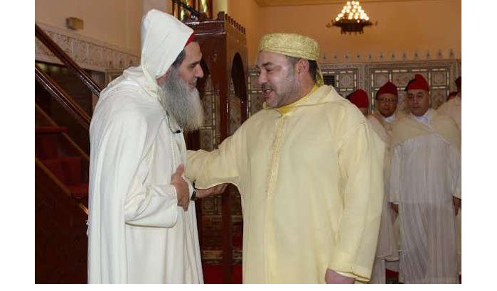 Koning Mohammed VI verrast door preek van salafist Sjeik Fizazi bij te wonen