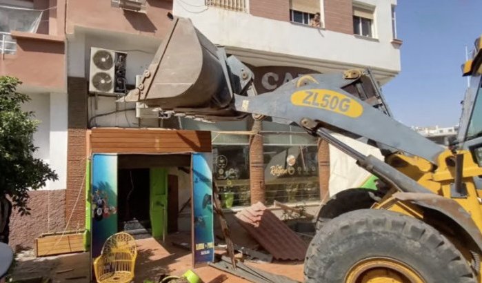 Agadir herovert controle over zijn trottoirs (video)