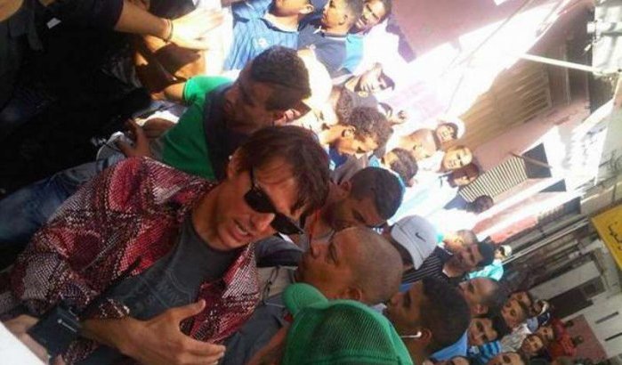 Tom Cruise betaalt nieuwsgierige inwoners Casablanca om weg te blijven