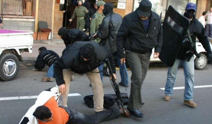 Marokkaanse politie jaagt op criminelen en arresteert 1400 mensen in Tanger