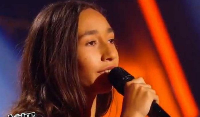 Knappe prestatie van Marokkaanse Leena in The Voice Kids (video)