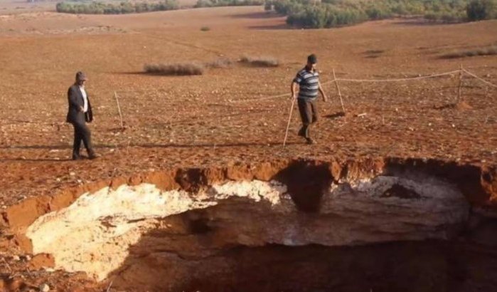 Mysterieuze sinkhole in Marokko blijft groeien