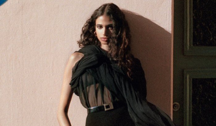 Vogue onder vuur om coverfoto met Malika El Maslouhi