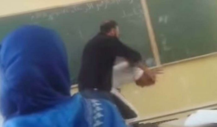 Schande: vechtende leerkracht en leerling gefilmd in Marokko (video)