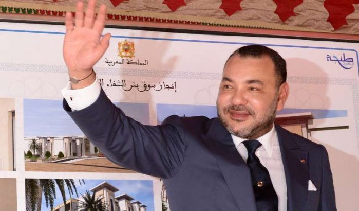 Mohammed VI schiet wereld-Marokkanen in Spaanse haven te hulp