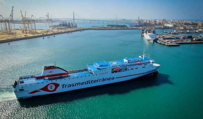 Veerboot Trasmediterránea vertrekt met week vertraging, passagiers woedend