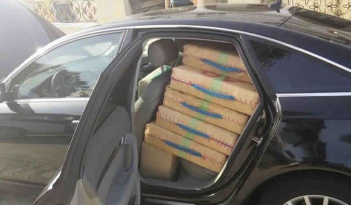 Gezin met bijna 100 kilo drugs betrapt bij grens Sebta