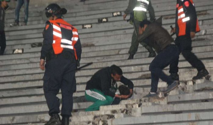 Veel schade en arrestaties na voetbalrellen in Tanger (video)