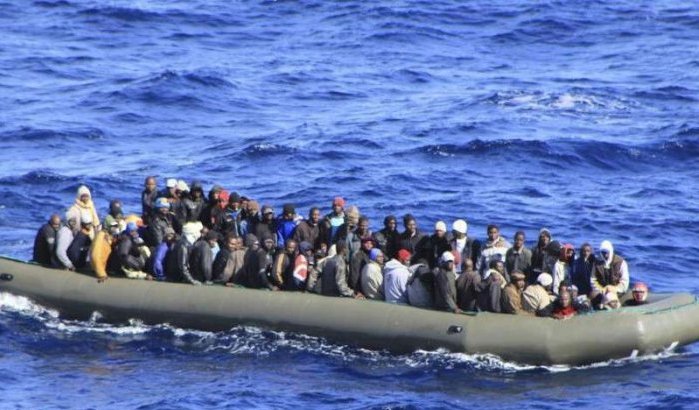 Marokkaanse soldaat in zee verdwenen na duw van vluchtelingenboot