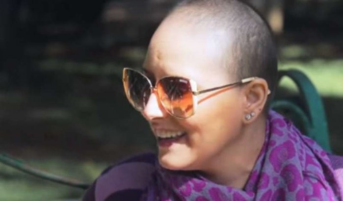 Marokkaanse actrice Manal Saddiki vertelt over strijd tegen kanker (video)
