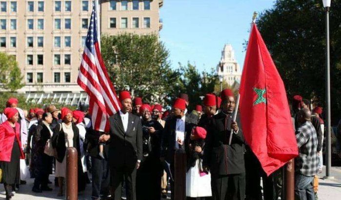 Moorish Marokkaanse Amerikanen demonstreren voor George Floyd (video)