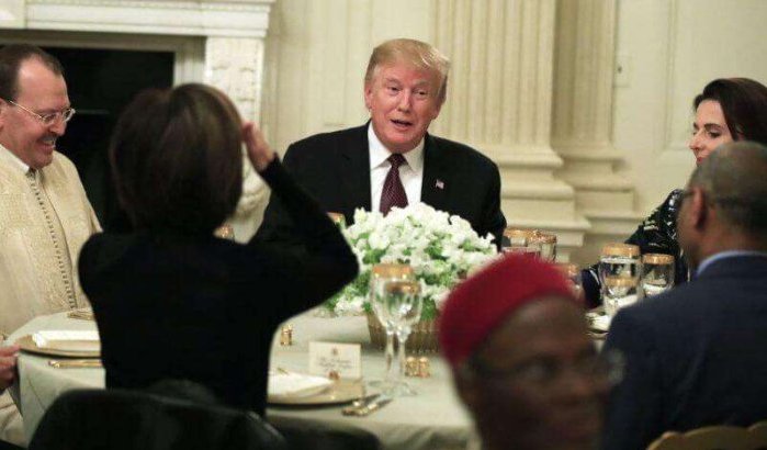 Donald Trump geeft iftar in Witte Huis (video)