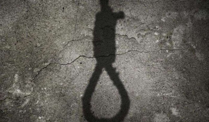 Kind (12) hangt zichzelf op in Taounate