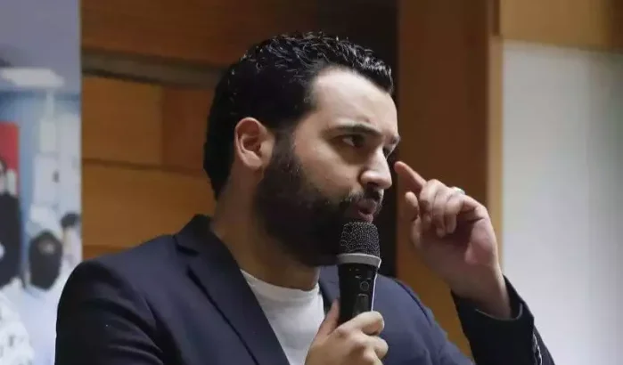 Celstraf en verplichte zorg voor Marokkaanse humorist Yassine Belattar