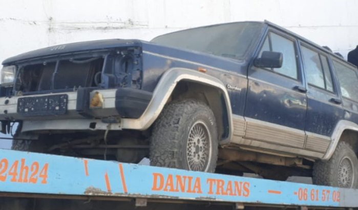 Tanger ruimt autowrakken op