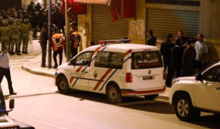 Moeder springt met twee kinderen van gebouw in Meknes