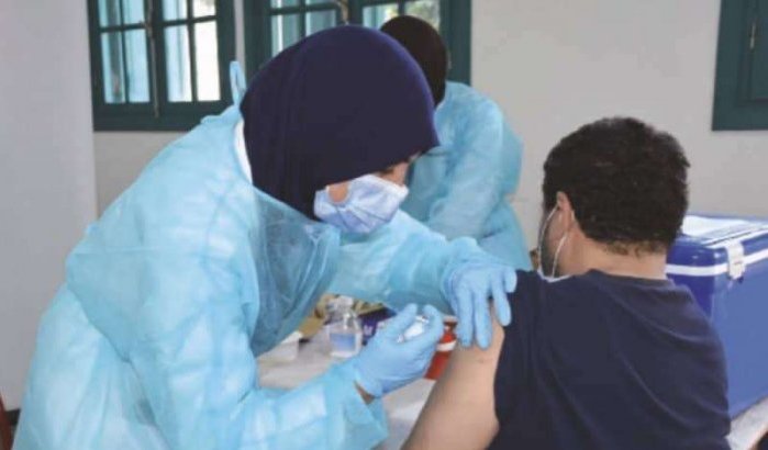Marokko: ex-coronapatiënten krijgen twee doses vaccin