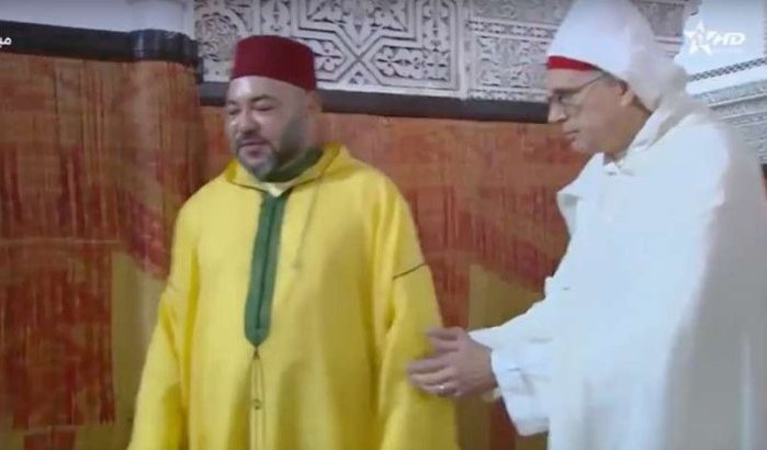 Koning Mohammed VI negeert protocolmeester (video)