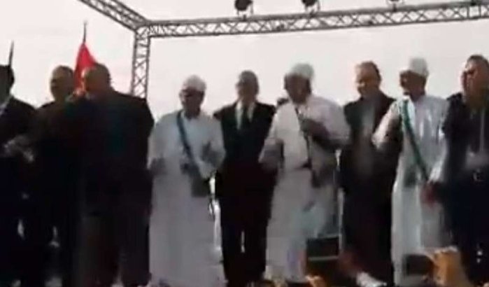 Abdelilah Benkirane danst Ahouach als de beste