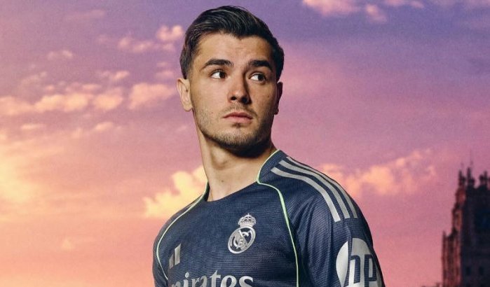 Jeugdfoto Brahim Diaz in Marokkaanse outfit gaat viraal