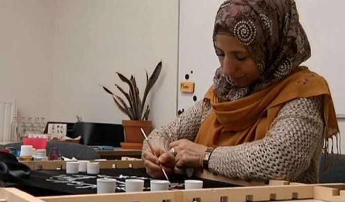 Hoofddoekkunst tegen terrorisme