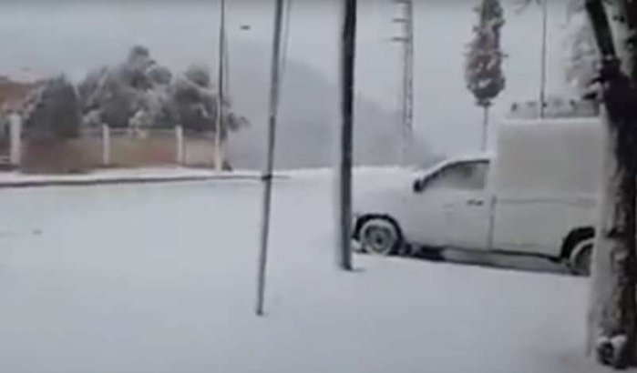 Ongewoon: Agadir onder laag sneeuw (video)