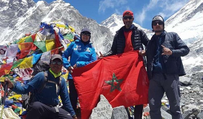 Marokkaanse Bouchra Baibanou bereikt top Everest