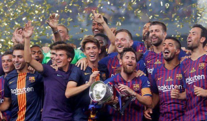 Barcelona wint Supercopa in Tanger (video)