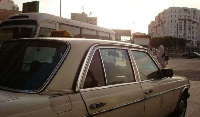 Woedende passagier in Marokko verzint eigen fatwa: muziek in taxi verboden 