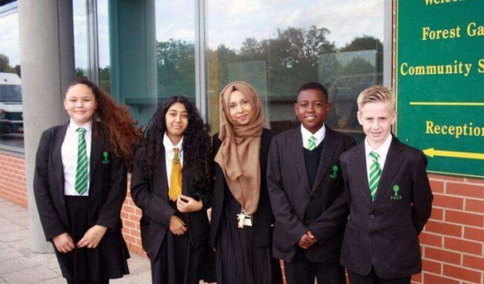 School met moslima directrice bij beste scholen in Groot-Brittannië