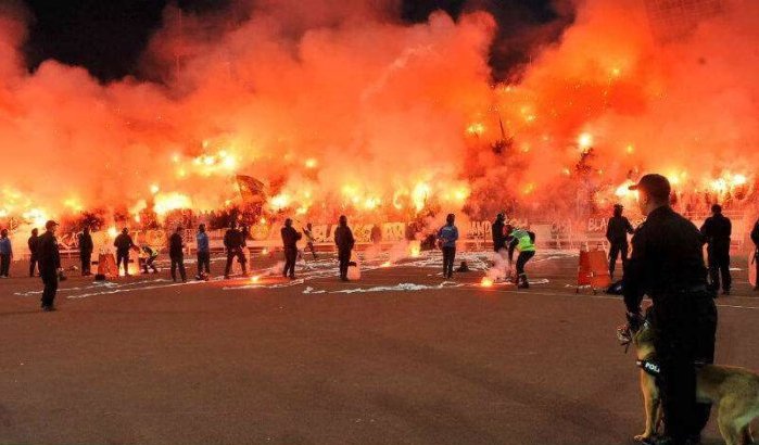 Marokko: 32 agenten en 2 supporters gewond tijdens voetbalrellen