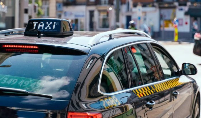Belg betaalt €250 voor taxirit van €116 door Eid ul-Adha