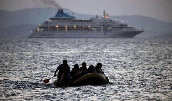 Vijftigtal migranten voor kust Nador gered, drie doden