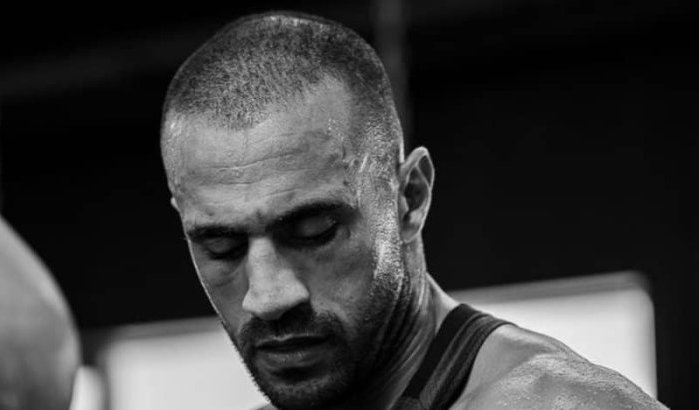 Badr Hari keert terug in de ring en heeft cadeau voor Marokkanen