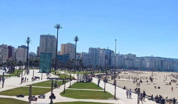 Tanger sluit nog meer stranden
