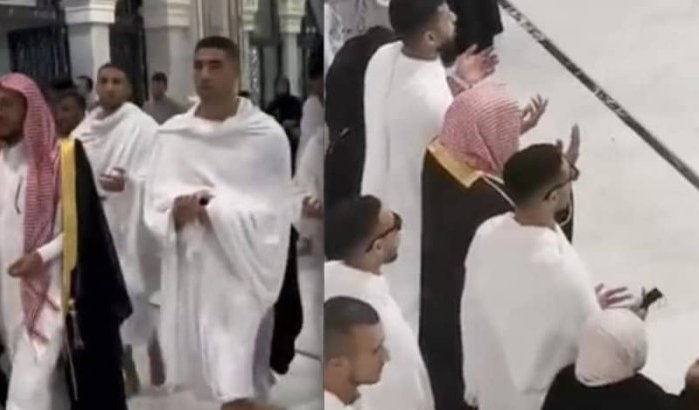 Achraf Hakimi verricht Omra samen met moeder en broer