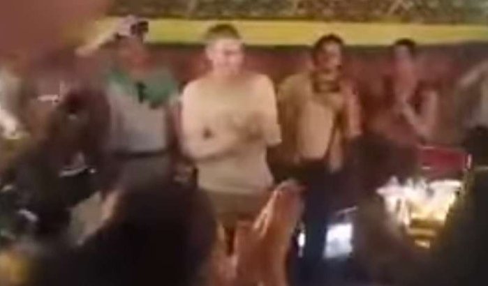 Michael Scofield leeft zich uit op Marokkaanse muziek (video)