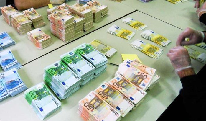 Man met 39.000 euro in kleren betrapt bij grens Marokko