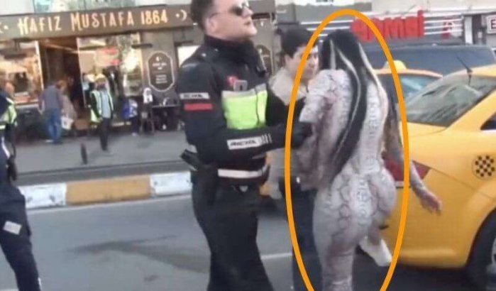 Dronken Marokkaanse zorgt voor chaos in Istanboel (video)