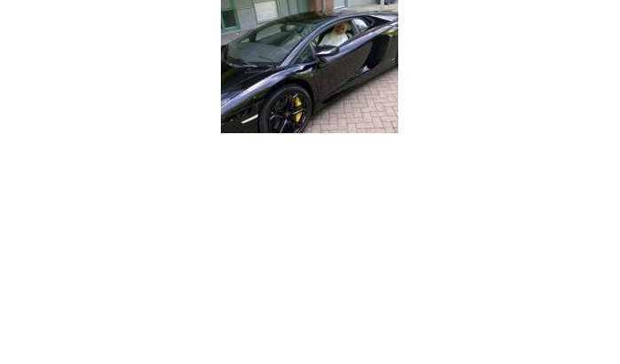 Badr Hari geeft moeder Lamborghini (update)