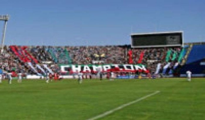 Voetbalsupporter dood na val van muur in Rabat