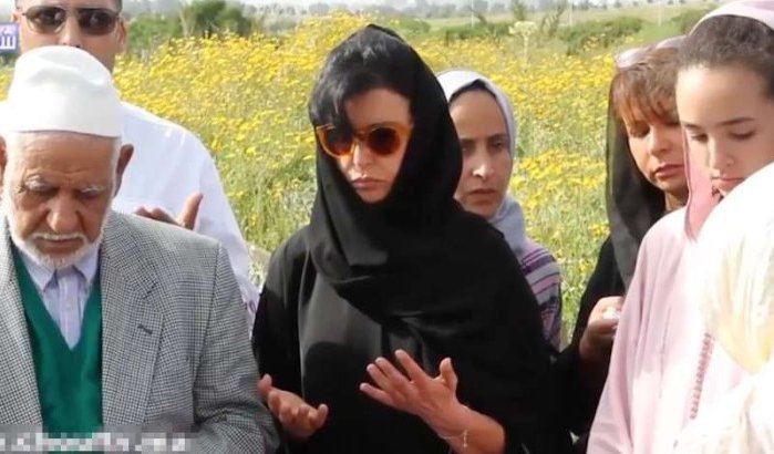Vader Frans-Marokkaanse minister Rachida Dati in Marokko begraven (video)