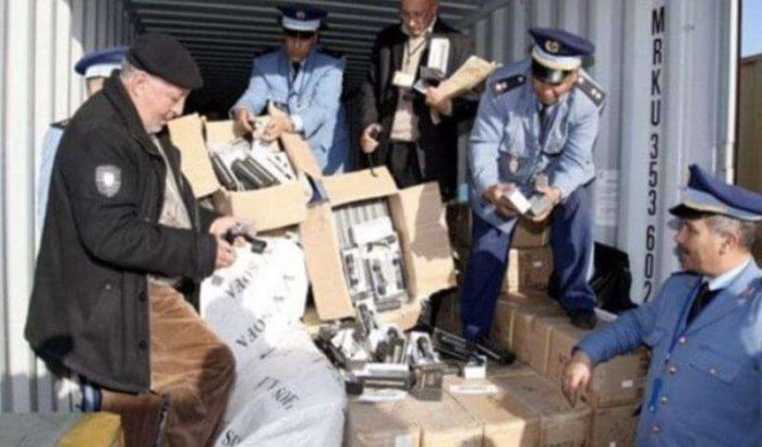 Marokko: 1928 smartphones onderschept in haven Tanger-Med