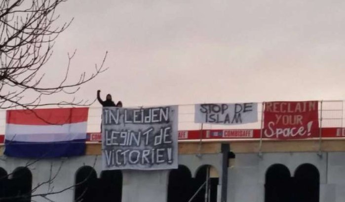 Moskee Leiden bezet door extreem-rechtse groepering