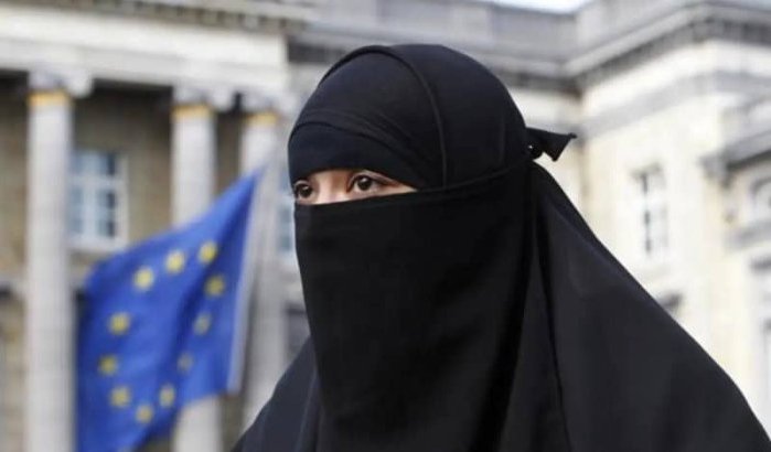 België overweegt versoepeling boerka-straf