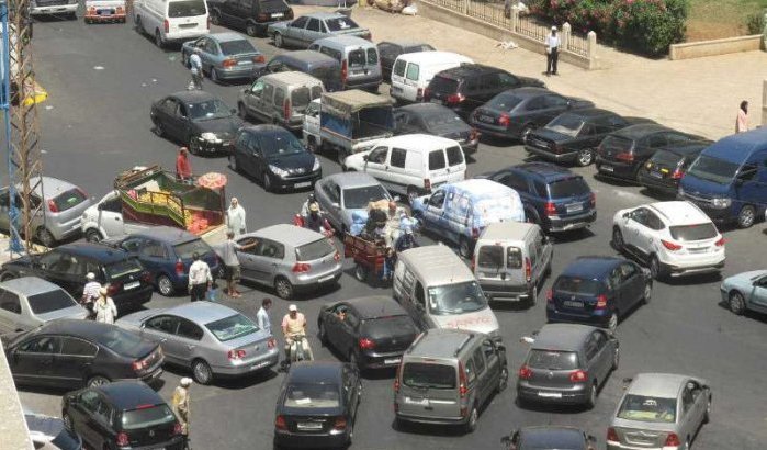 Autovrije zondag in Casablanca (video)