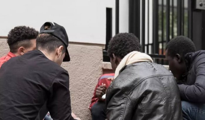 Marokkaanse illegalen opgepakt in Breda en op A4