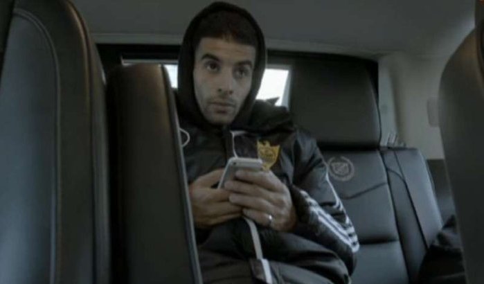 Mbark Boussoufa, voetbalmiljonair met heimwee